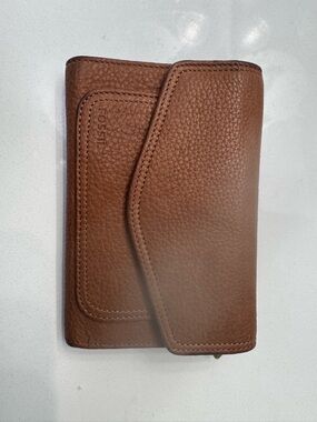 Fossil Tan Pebbled Leather Bifold Wallet